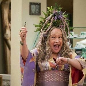 Meet your Posher, Leslie